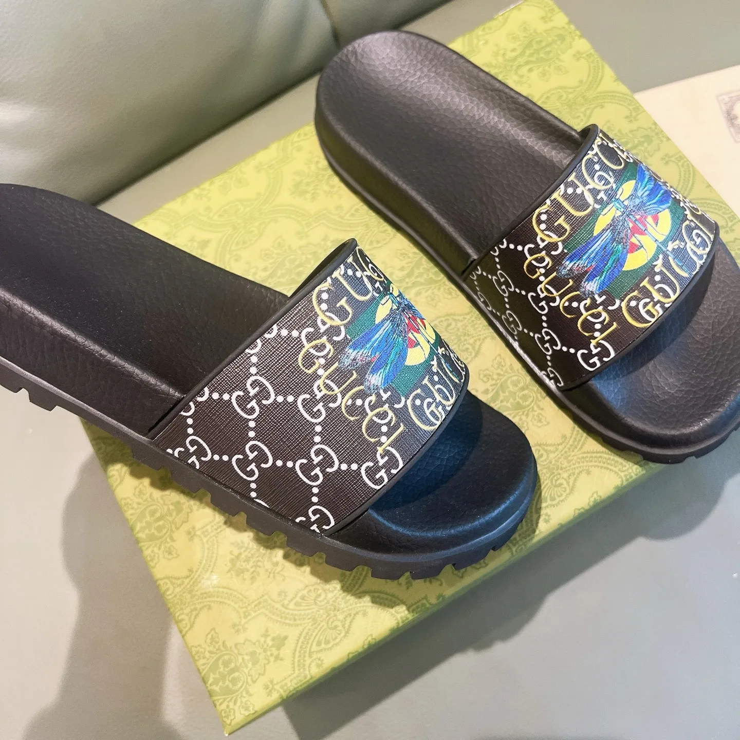Men's Men's Shoes 130🐮🐮Gucci Gucci Slippers Gucci 2024 latest beach sandals slippers Original molding double G LOGO Original molding consistent Outsole: Men's Men's Shoes u double-layer outsole Size: 35-46
